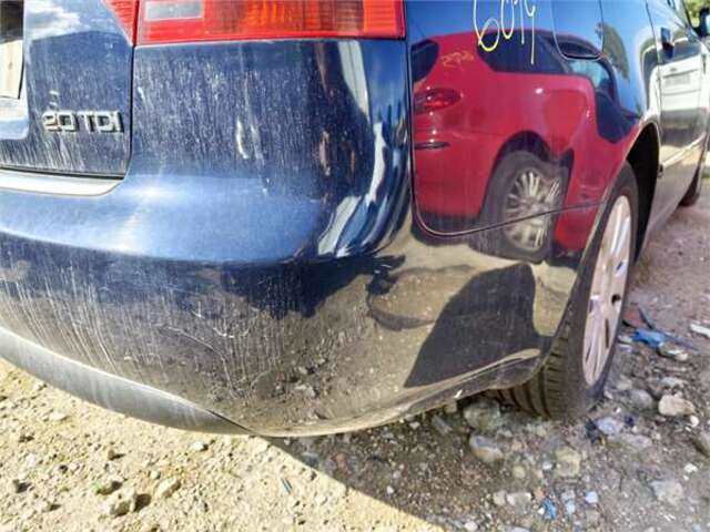 Foto 2ª: Paragolpes Trasero Audi A4 2.0 TDI 16V (103KW) [2.0 LTR. - 103 KW TDI] [BLB]