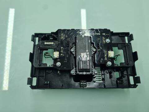 Foto 3ª: Luz Interior Volkswagen Touran ADVANCE BMT 150CV 110KW [DTSB] (2021)