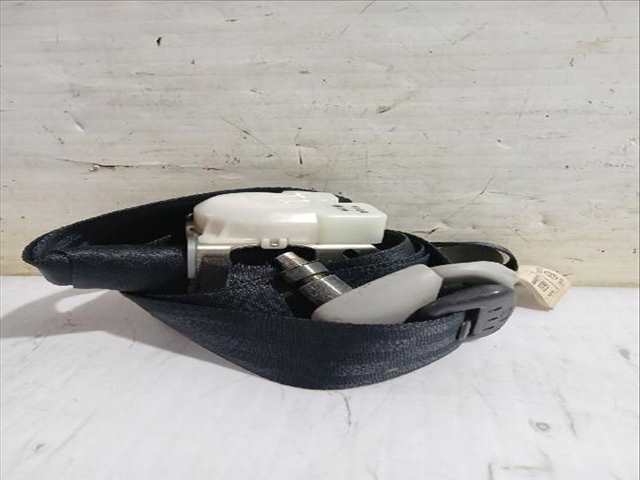 Foto 3ª: Cinturón Trasero Izquierdo Toyota Corolla 2.2 D-4D AUR10_) 177CV [2AD-FHV] (2004)