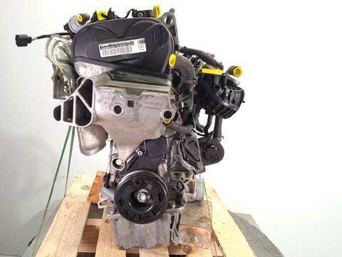 Foto 4ª: Motor Completo Volkswagen Golf ADVANCE 110CV 81KW [CHZC] (2017)