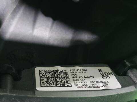 Foto 3ª: Volante Volkswagen T-Cross ADVANCE 95CV [DKLA  DUSB  CHZL  DL] (2016)