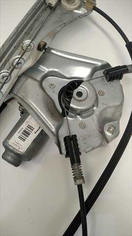 Foto 4ª: Elevalunas Eléctrico Delantero Izquierdo Renault Clio 1.5 DIESEL [K9K 67] (2013)