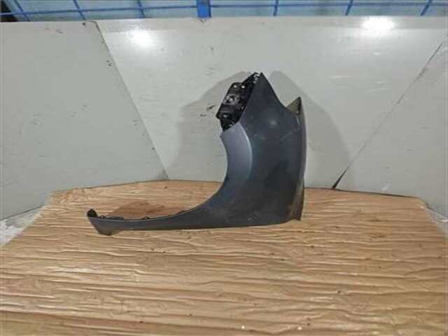 Aleta Delantera Izquierda Suzuki Swift BASIC