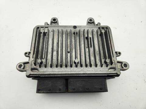 Foto 3ª: Centralita Motor ECU Mercedes Clase A 140 A 180 CDI 169.007) 109CV 80KW [640940] (2005)