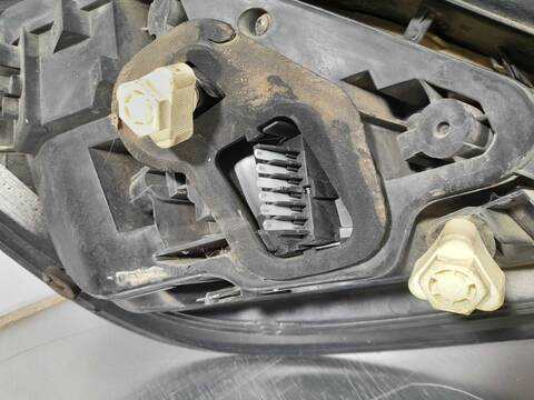 Foto 2ª: Piloto Trasero Derecho Opel Astra COSMO 105CV 77KW [Z16XEP] (2006)