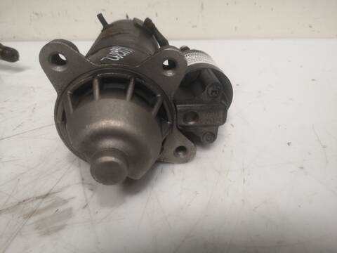 Foto 2ª: Motor de Arranque Ford Focus F9DA BERLINA (2004)