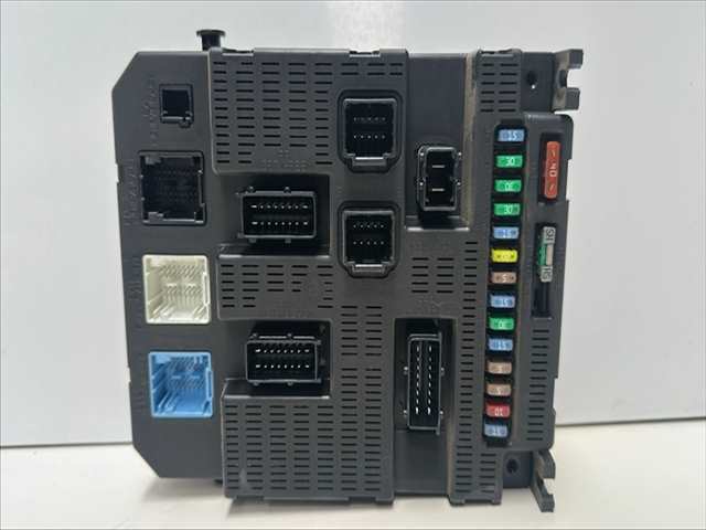 Caja Reles Fusibles Citroen C2 1.4 GASOLINA
