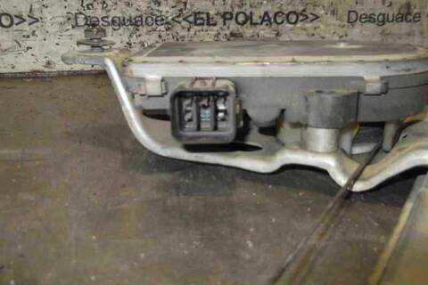 Foto 2ª: Elevalunas Eléctrico Delantero Derecho Mitsubishi Montero 3.2 DI-D CAT 160CV 118KW [4M41] (2003)