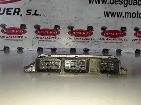 Foto 2ª: Centralita Motor ECU Renault Clio CONFORT DYNAMIQUE 98CV (2011)