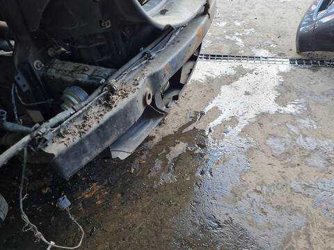 Foto 2ª: Refuerzo Paragolpes Delantero Bmw Serie 3 315 320D BERLINA 163CV 120KW [204D4] (2005)