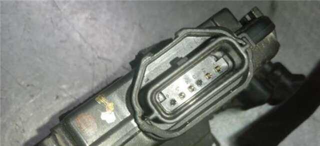 Foto 3ª: Cerradura Puerta Delantera Izquierda Renault Captur 0.9 DYNAMIQUE [0.9 LTR. - 66 KW TCE ENERGY] [H4BB408]