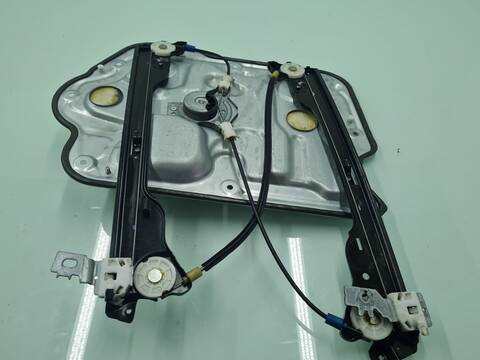 Foto 3ª: Elevalunas Eléctrico Delantero Derecho Nissan Qashqai ACENTA 131CV 96KW [R9M] (2014)