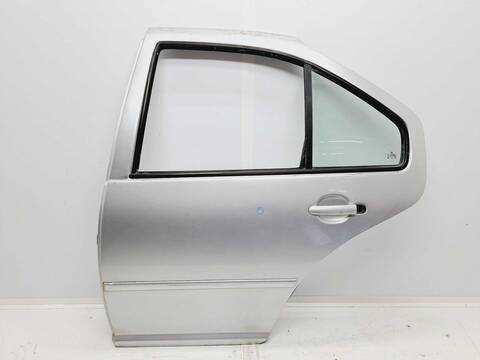 Puerta Trasera Izquierda Volkswagen Bora 1.9 TDI BERLINA 110CV 81KW