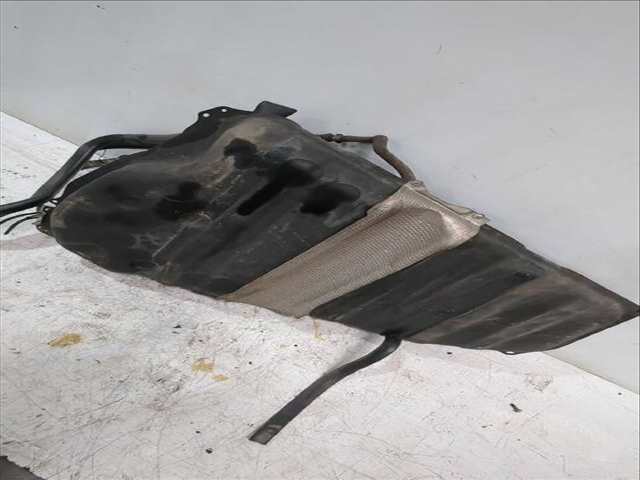 Foto 2ª: Deposito de Combustible Toyota Corolla 2.2 D-4D AUR10_) 177CV [2AD-FHV] (2004)