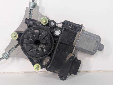 Foto 2ª: Elevalunas Eléctrico Delantero Izquierdo Kia Stonic D4FB (2018)