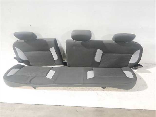 Foto 2ª: Asientos Traseros Dacia Sandero 1.5 DCI 90CV [K9K 612 K9K 626] (2012)