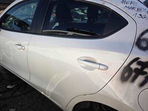 Foto 1ª: Puerta Trasera Izquierda Mazda 2 ZENITH 116CV 85KW (2016)