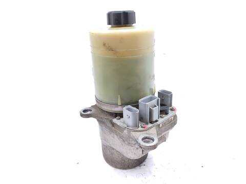 Foto 2ª: Bomba Servodireccion Ford Focus 1.8 TDCI 115CV 85KW [KKDA] (2007)