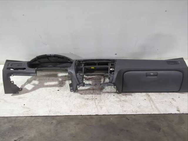 Foto 3ª: Salpicadero Hyundai Tucson 2.0 CRDI 113CV [D4EA] (2004)