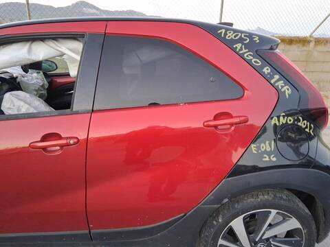 Puerta Trasera Izquierda Toyota Aygo 1.0 VVT-I KGB70) 72CV 53KW