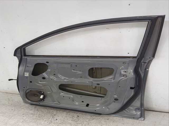 Foto 3ª: Puerta Delantera Derecha Chevrolet Captiva 2.2 D 163CV 120KW [LNQ] (2012)