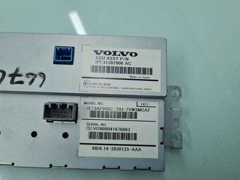 Foto 2ª: Pantalla Multifuncion Volvo V40 MOMENTUM 114CV 84KW [D4162T] (2015)