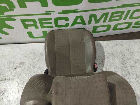 Foto 3ª: Asientos Traseros Renault Scenic 1.6 16V 113CV 83KW [K4M761] (2003)