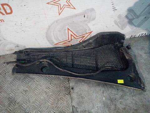 Foto 2ª: Rejilla Delantera Citroen C4 1.6 E-HDI FAP 92CV 68KW (2014)