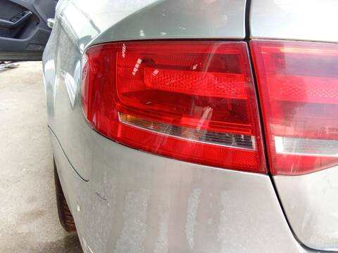 Piloto Trasero Izquierdo Audi A4 2.7 TDI 190CV 140KW