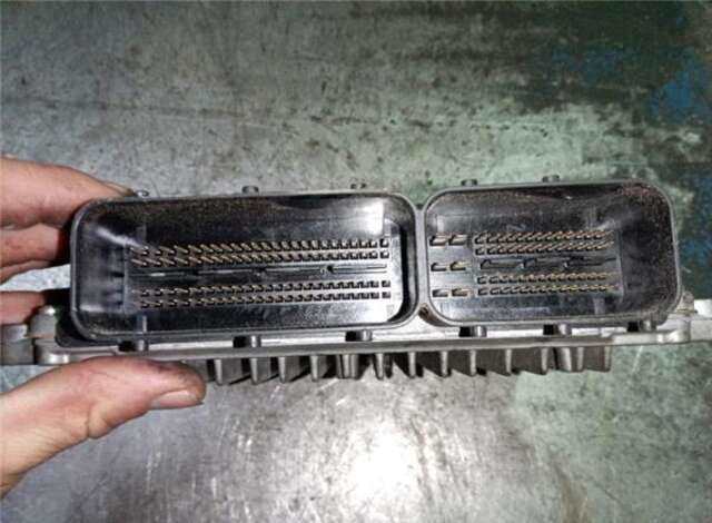 Foto 3ª: Centralita Motor ECU Mercedes Clase A 140 2.0 A 160 CDI (169.006) [2.0 LTR. - 60 KW CDI CAT] [OM 640.942]