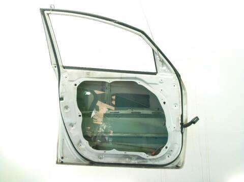 Foto 3ª: Puerta Delantera Izquierda Kia Carens 1.6 GDI (2013)