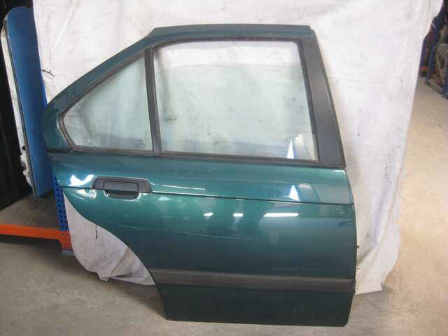 Foto 1ª: Puerta Trasera Derecha Bmw Serie 3 325 G I 192CV E36) (1993)