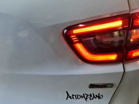 Foto 2ª: Piloto Portón Derecho Renault Kadjar EXPERIENCE 110CV 81KW [K9KF646] (2016)