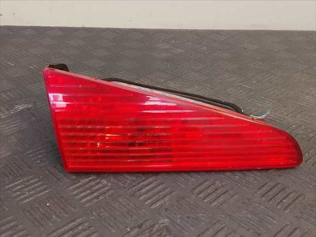 Piloto Portón Izquierdo Peugeot 607 0.1