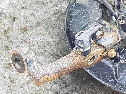 Foto 2ª: Mangueta Delantera Izquierda Toyota Land Cruiser 3.0 D-4D GX [1KDFTV] (2004)