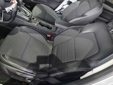 Asientos Traseros Renault Arkana TECHNO 140CV 103KW