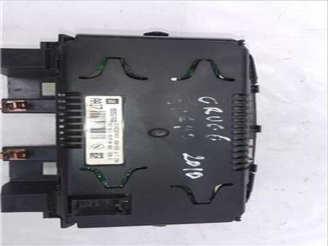 Foto 3ª: Pantalla Multifuncion Chevrolet Cruze 2.0 LS [2 0 LTR. - 92 KW DIESEL CAT] 125CV