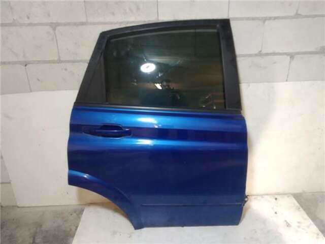 Foto 2ª: Puerta Trasera Derecha Ssangyong Actyon 2.0 TD (141 CV) [D20DT]