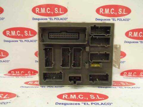Foto 2ª: Caja Reles Fusibles Ford Focus 1.8 TDCI CAT BERLINA 100CV 74KW [FFDA] (2004)