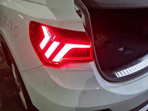 Foto 3ª: Piloto Trasero Izquierdo Audi Q3 35 TDI 150CV 110KW [DTSB] (2022)
