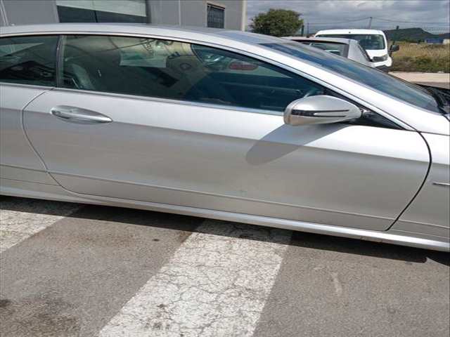 Foto 1ª: Puerta Delantera Derecha Mercedes Clase E 180 E 350 CDI 207.322) COUPE 231CV 170KW [OM 642.836] (2021)