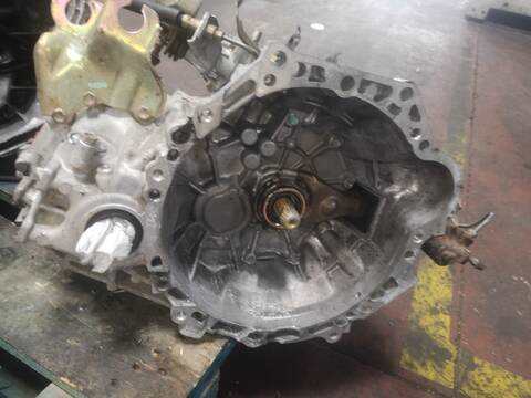 Foto 3ª: Caja Cambios Toyota Corolla 3ZZFE (2003)