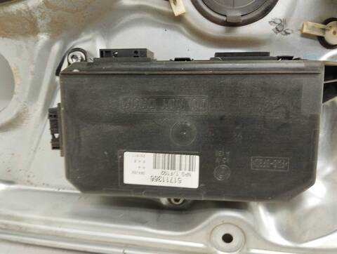 Foto 4ª: Elevalunas Eléctrico Delantero Izquierdo Fiat Stilo 1.9 JTD - 1.9 JTD 115 ACTIVE 116CV 85KW [192A1000] (2003)