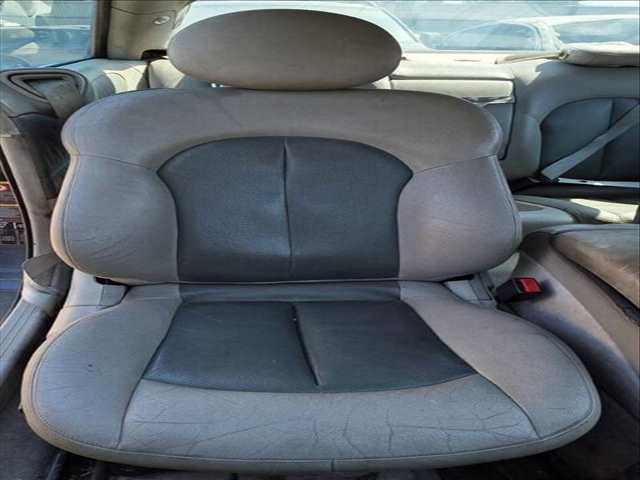 Asiento Delantero Derecho Mercedes Clase CLK 270 2.7 CDI 209.316) 170CV 125KW
