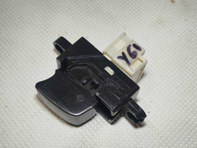 Foto 4ª: Botonera Elevalunas Nissan Patrol 2.8 TD [RD28ETI] (1999)