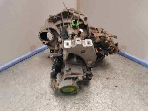 Foto 3ª: Caja Cambios Volkswagen Golf CONCEPTLINE BERLINA 105CV 77KW [AZD] (2001)