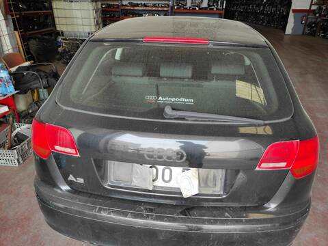 Foto 1ª: Portón Audi A3 BLF (2006)
