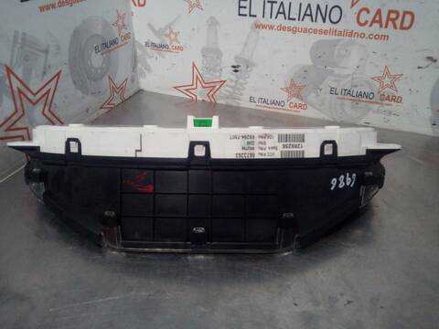 Foto 4ª: Cuadro de Instrumentos Volvo V70 D5 163CV 120KW FAMILIAR [D5244T] (2001)