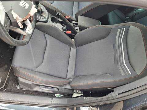 Foto 2ª: Asientos Traseros Seat Ibiza FR 116CV 85KW [DLAA] (2022)