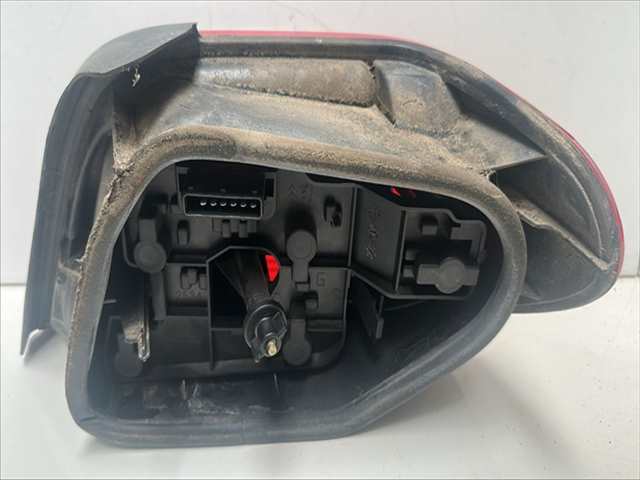 Foto 2ª: Piloto Trasero Izquierdo Citroen Xsara 2.0 HDI [D-RHY] (2001)